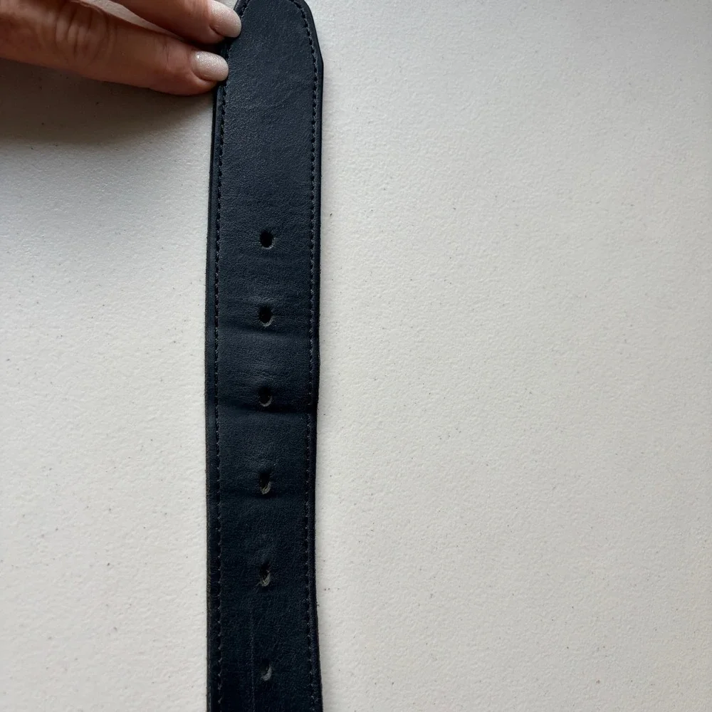 Levi's Genuine Leather Belt Small 30-32 Black 11LV1200